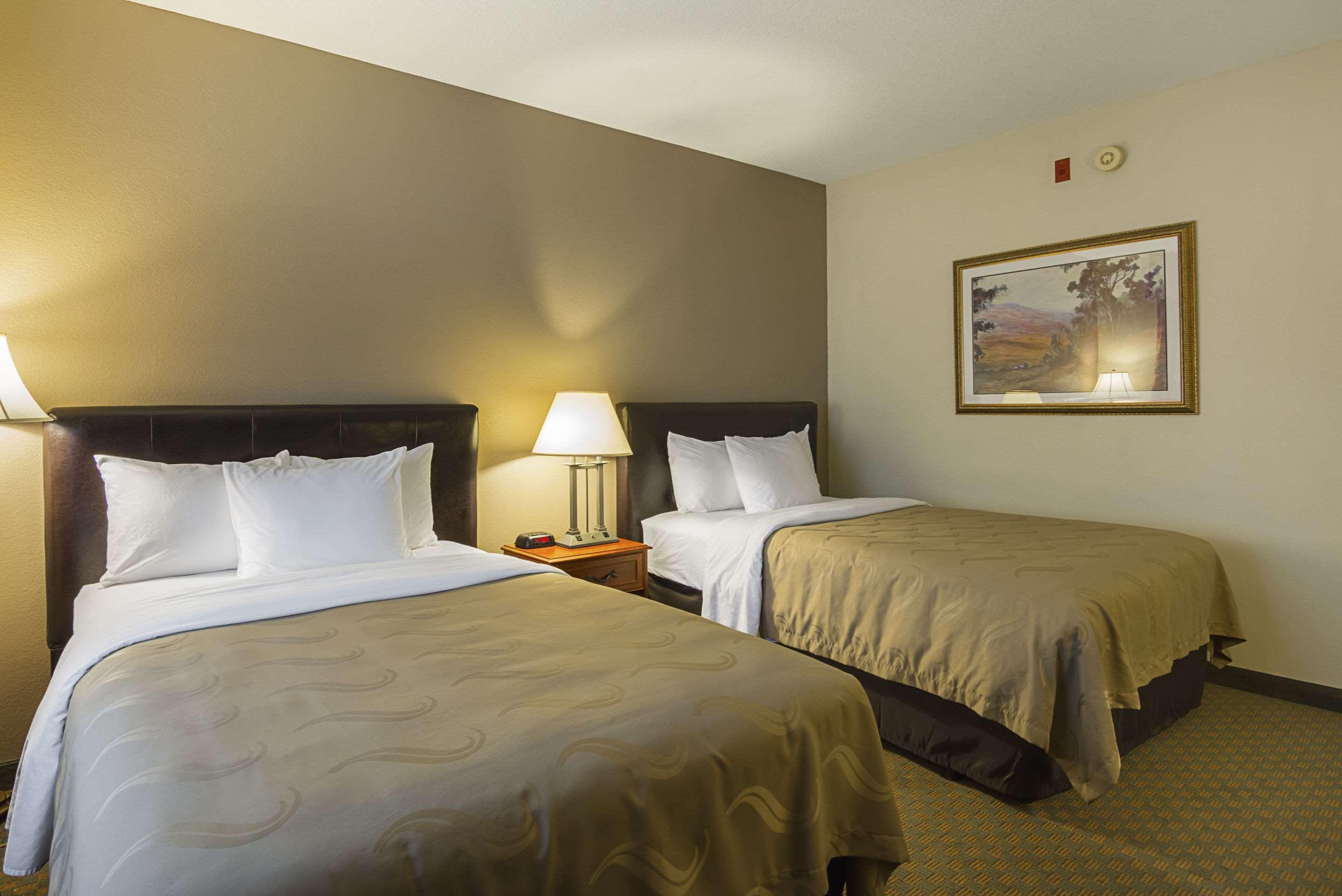 Quality Yosemite Airport Mini-hôtel 2*