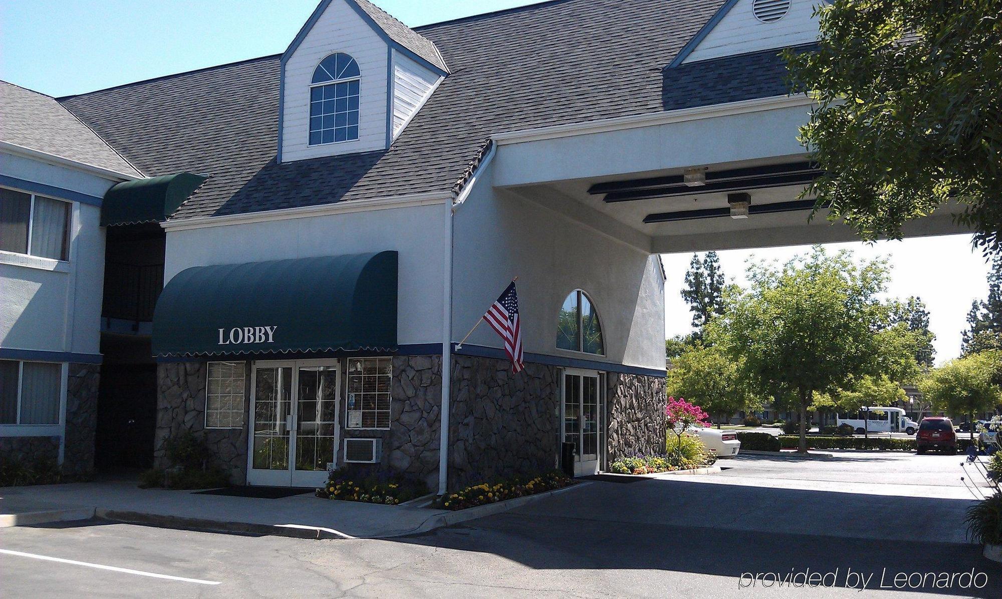 Quality Yosemite Airport Mini-hôtel