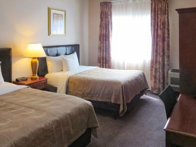 Quality Inn Fresno Yosemite Airport Inn 2*