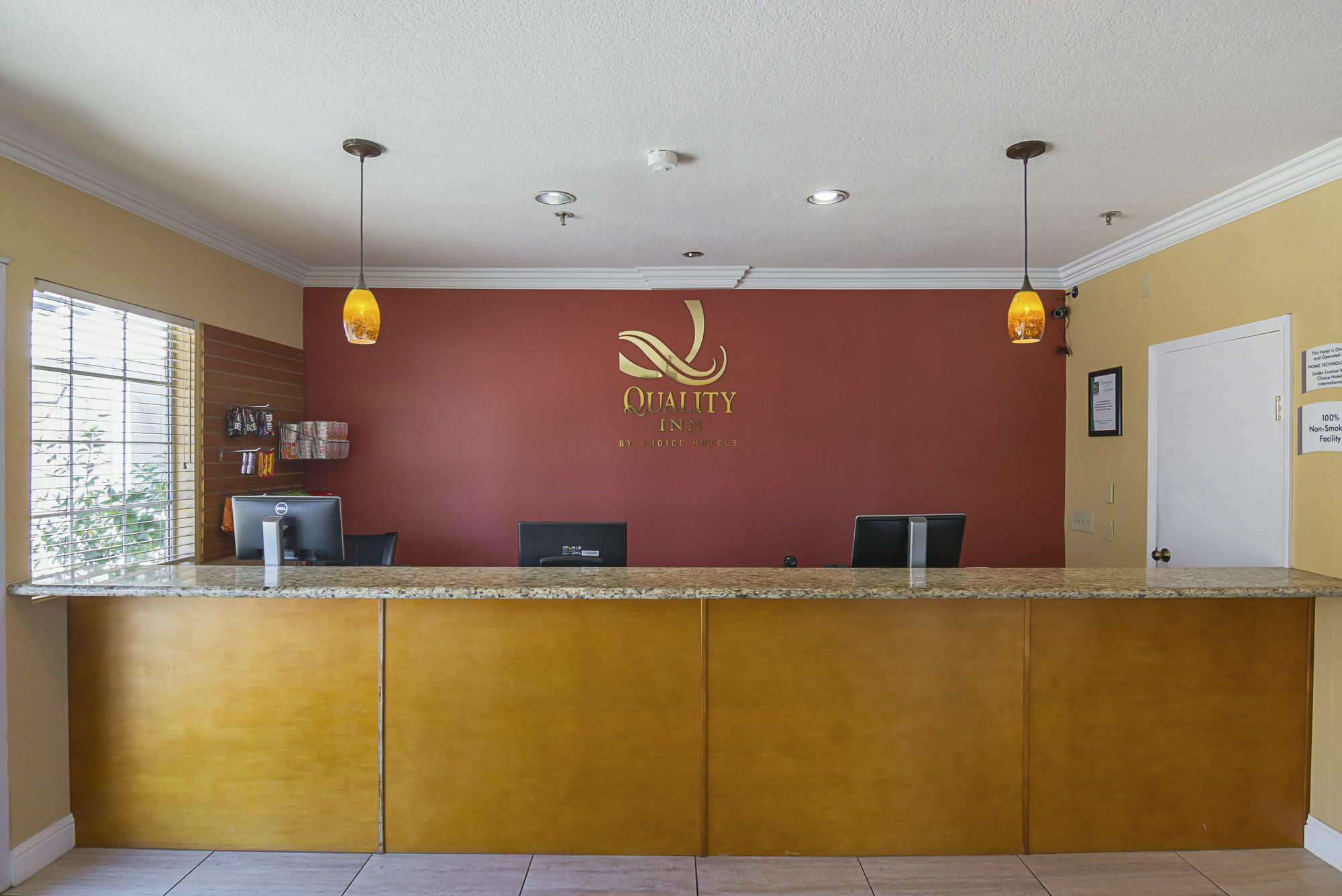 Mini-hôtel Quality Yosemite Airport 2*